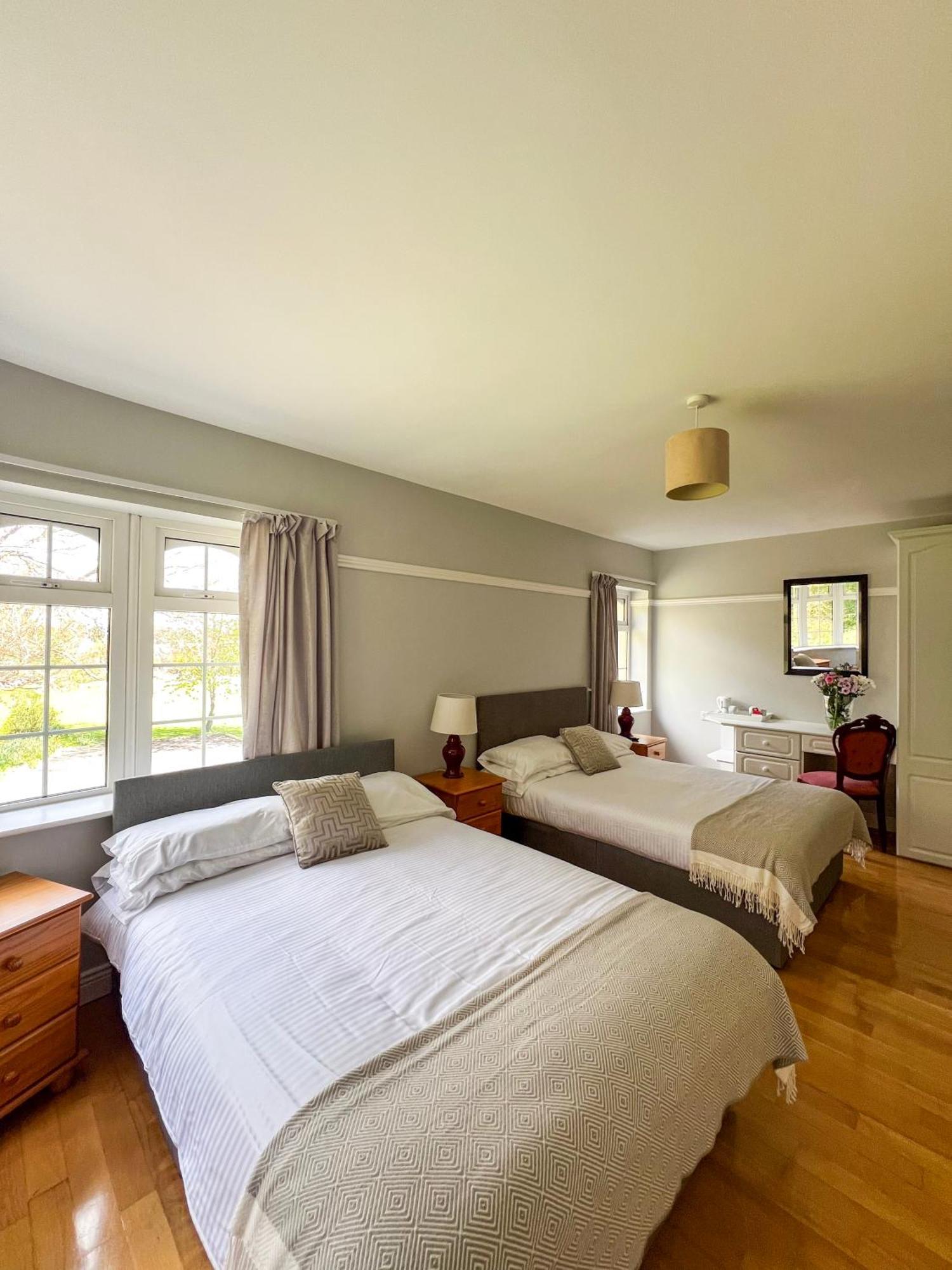 Woodville Lodge Guesthouse Killarney Exterior foto